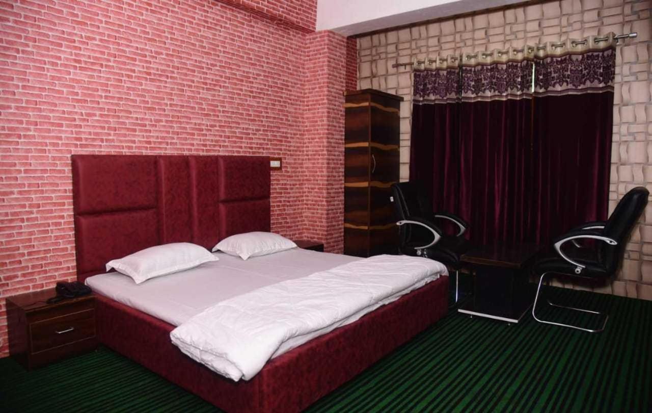 Hotel O Graceland Srīnagar Exterior foto